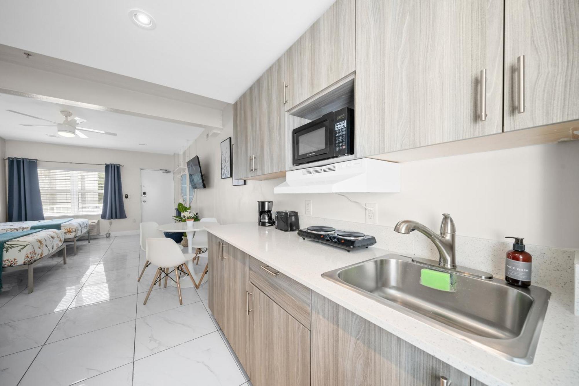 The Samantha By Lowkl Miami Beach Exterior photo