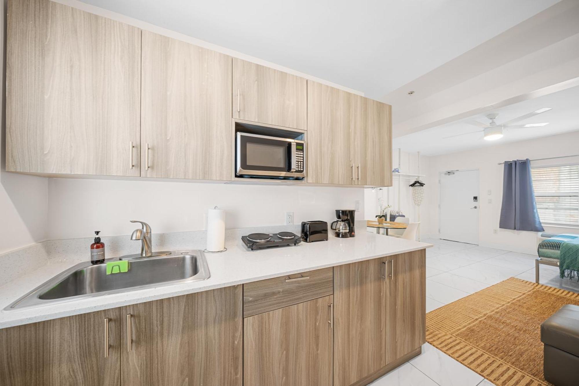The Samantha By Lowkl Miami Beach Exterior photo
